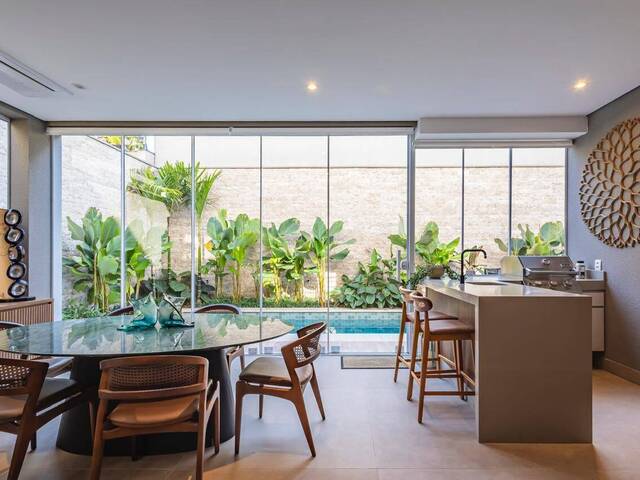 Casa para Venda em Santana de Parnaíba - 5