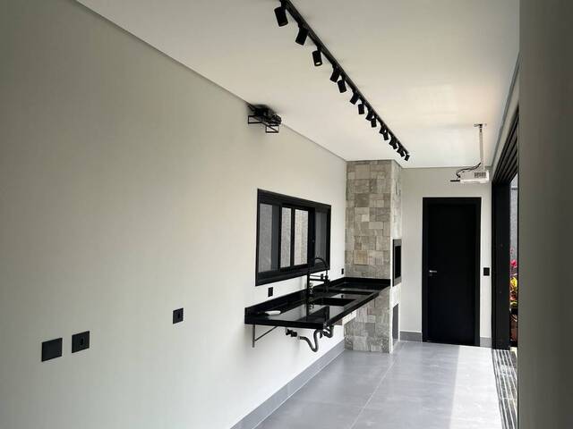 #153 - Casa para Venda em Santana de Parnaíba - SP - 2