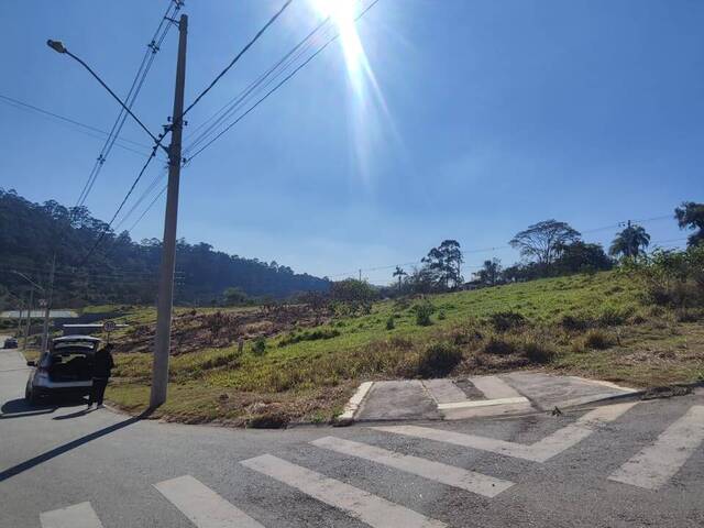 Área para Venda em Cotia - 2